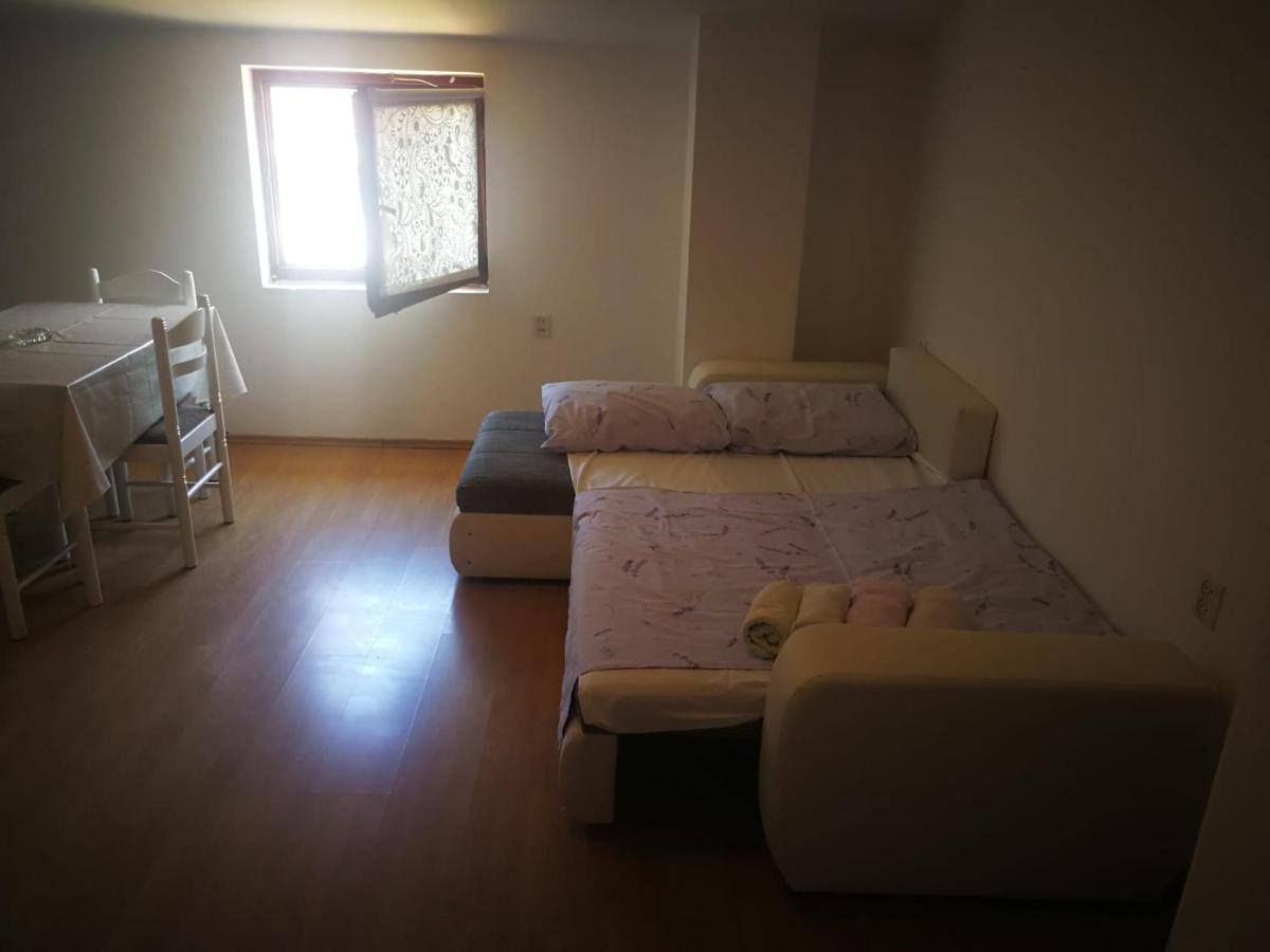 بيوغْغاد نا موغو Apartmani Nea المظهر الخارجي الصورة